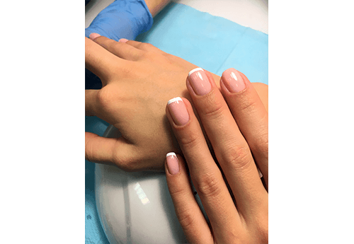 Маникюр френч, фото